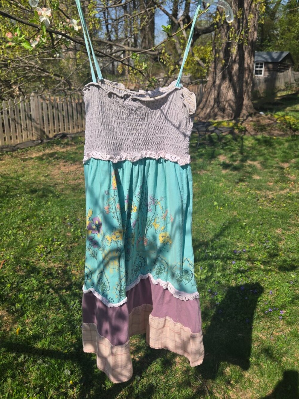 summery smock dress (STRAPLESS) - Picture 3 of 10